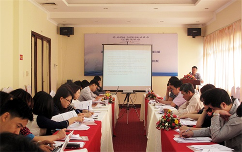 Cung cấp dịch vụ trợ giúp xã hội qua đường dây hotline