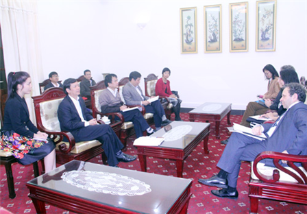 Thứ trưởng Nguyễn Trọng Đàm tiếp đại diện Ngân hàng Thế giới
