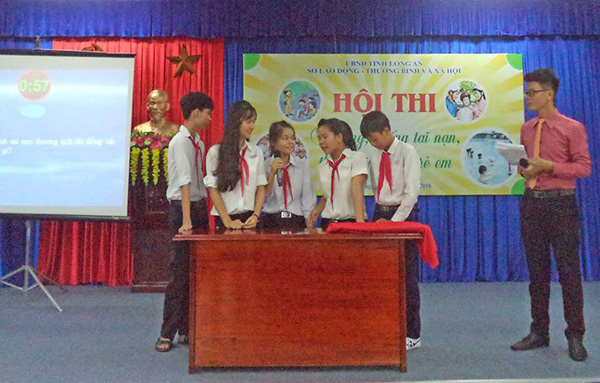 [LĐXH] Long An tích cực bảo vệ và chăm sóc trẻ em