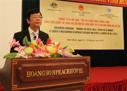 Nếu bạn muốn được lắng nghe, hãy bầu cho phụ nữ