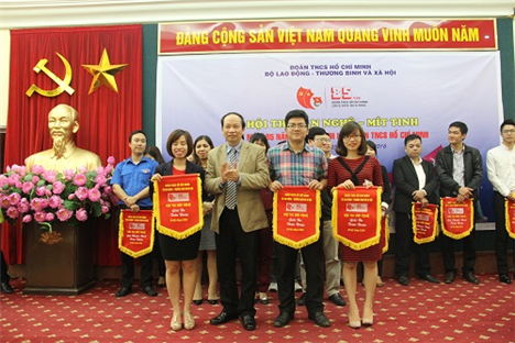 Hội thi văn nghệ kỷ niệm 85 năm thành lập Đoàn TNCS Hồ Chí Minh