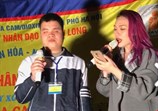 Chuyện đời chàng trai khiếm thị hát cùng Mỹ Tâm đêm Giáng sinh