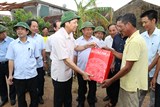 Nghề “cúi xuống” nỗi đau
