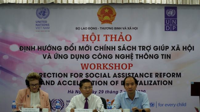 Định hướng đổi mới chính sách trợ giúp xã hội và ứng dụng công nghệ thông tin