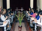 Bộ trưởng Phạm Thị Hải Chuyền tiếp Người đại diện của trẻ em Na Uy